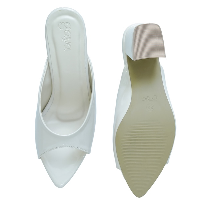 Sora Heels Cream Cushioned Block Heels for All-Day Office Comfort