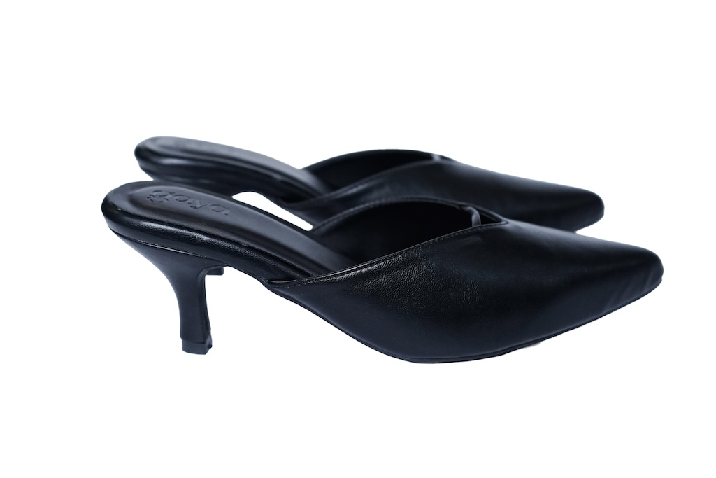 Lira Pointed Mules Black