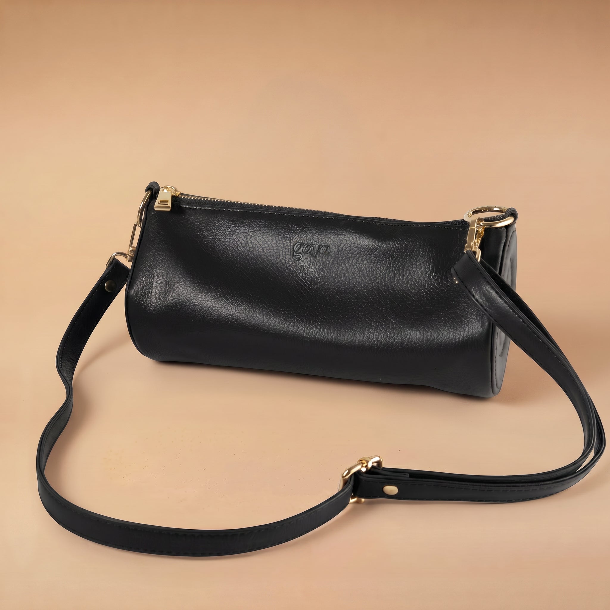 Capsule Bag - The 3-in-1 Bag Black