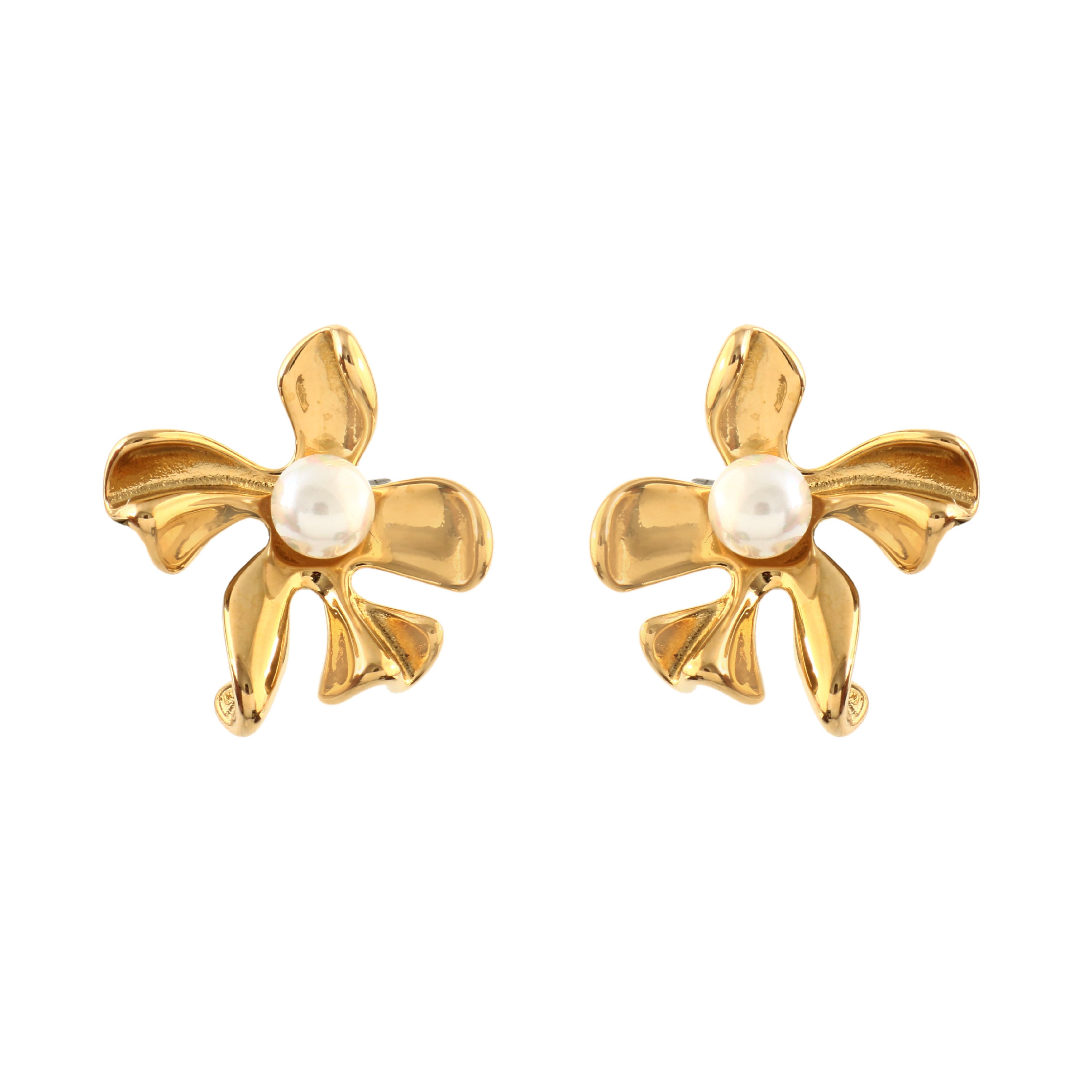 Golden Bloom Pearl Stud Earrings – 18K Gold Plated